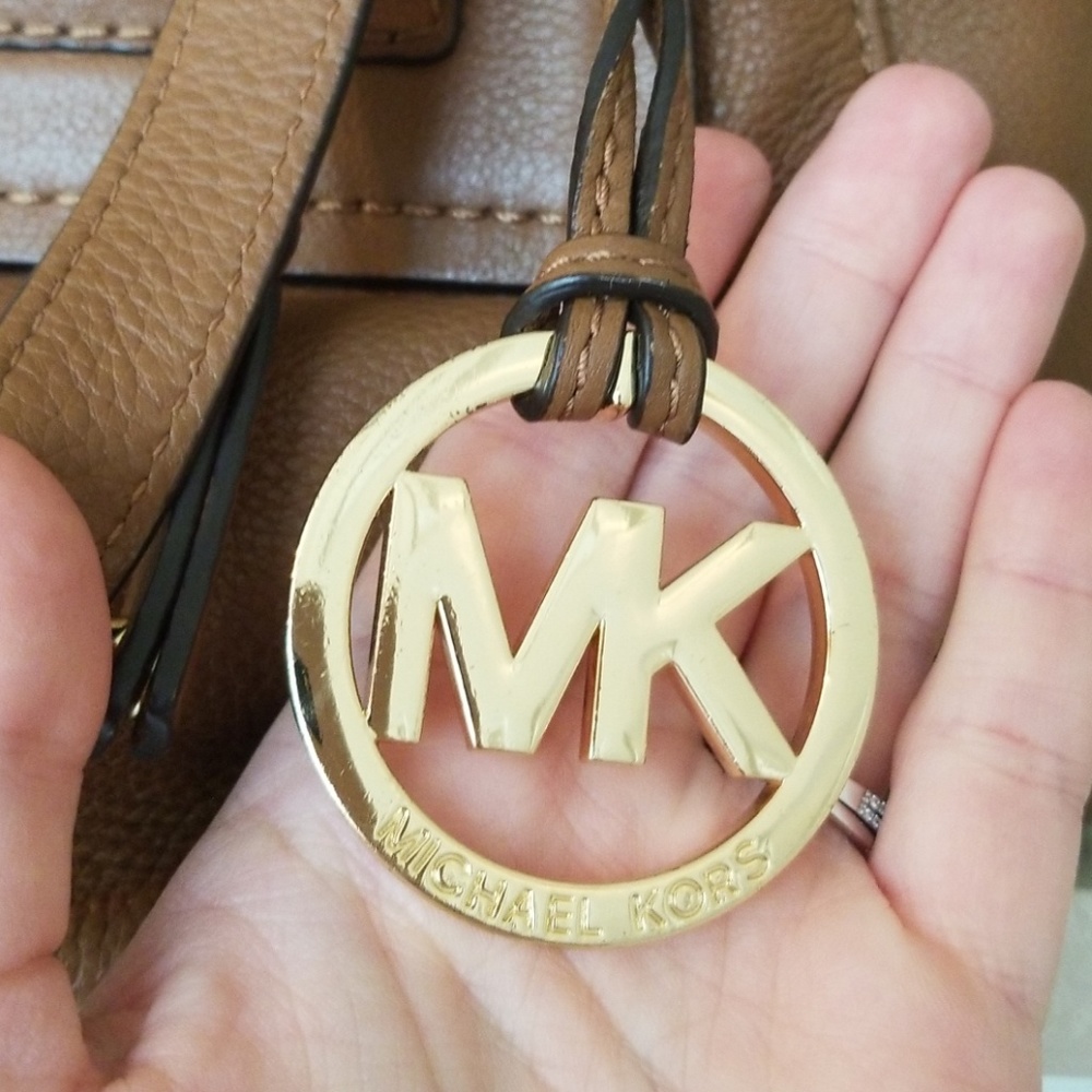 Michael Kors Purse - Picture 5 of 8